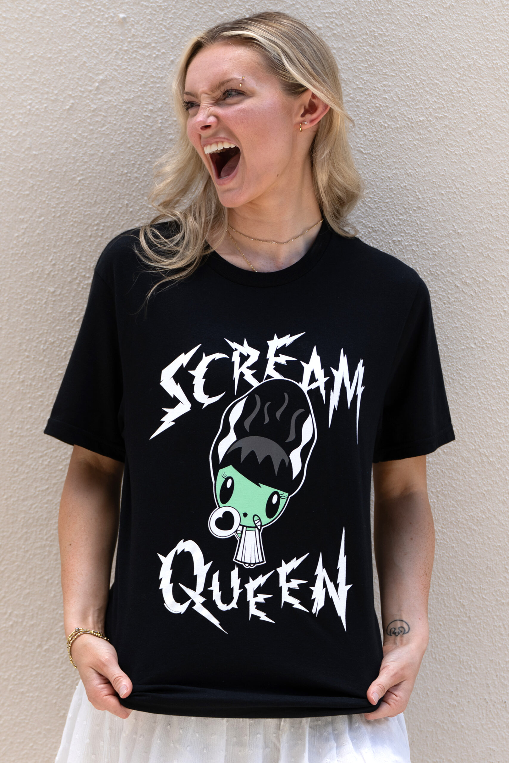 Young woman wearing the Scream Queen Lolligag T-shirt